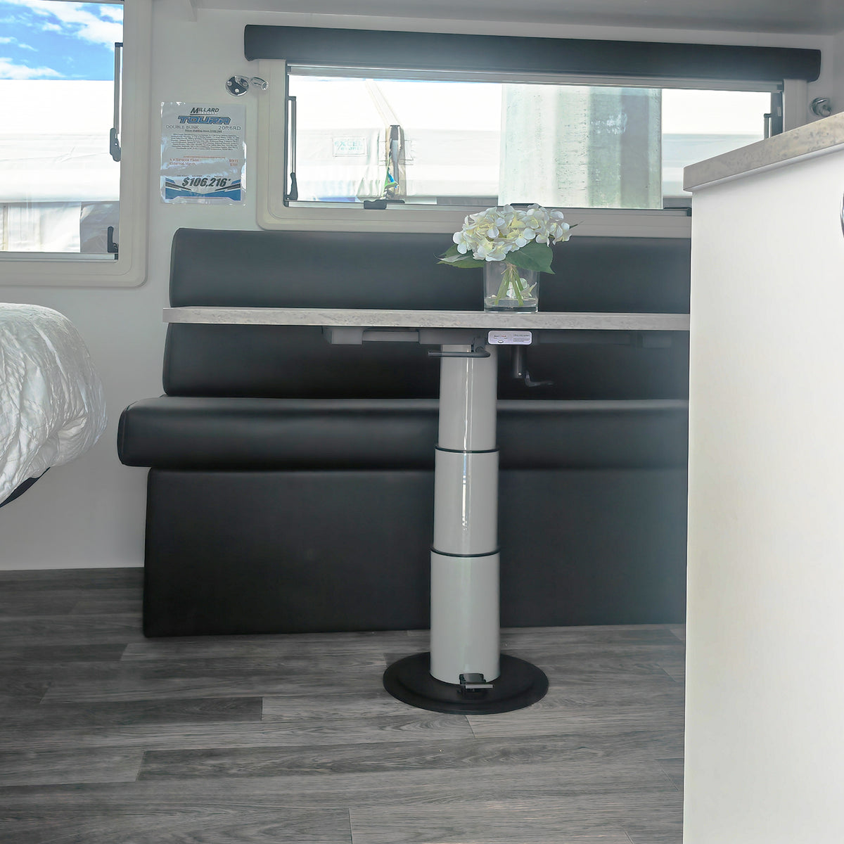 YUMEI XTF715 the World's First Foot-Operated Table Mechanism for Maximum Comfort